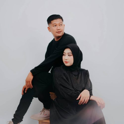 pexels-diohelmy-19035599.jpg
