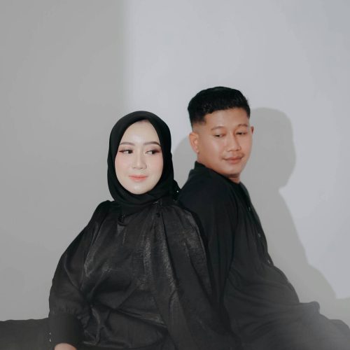 pexels-diohelmy-19035607.jpg